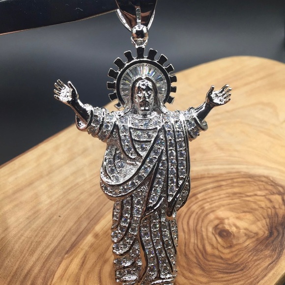 Jesus Pendant (Sterling silver and cubic zirconia) - Picture 5 of 8